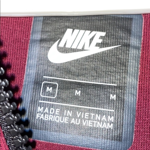 Nike Tech fleeces - Picture 9 of 9